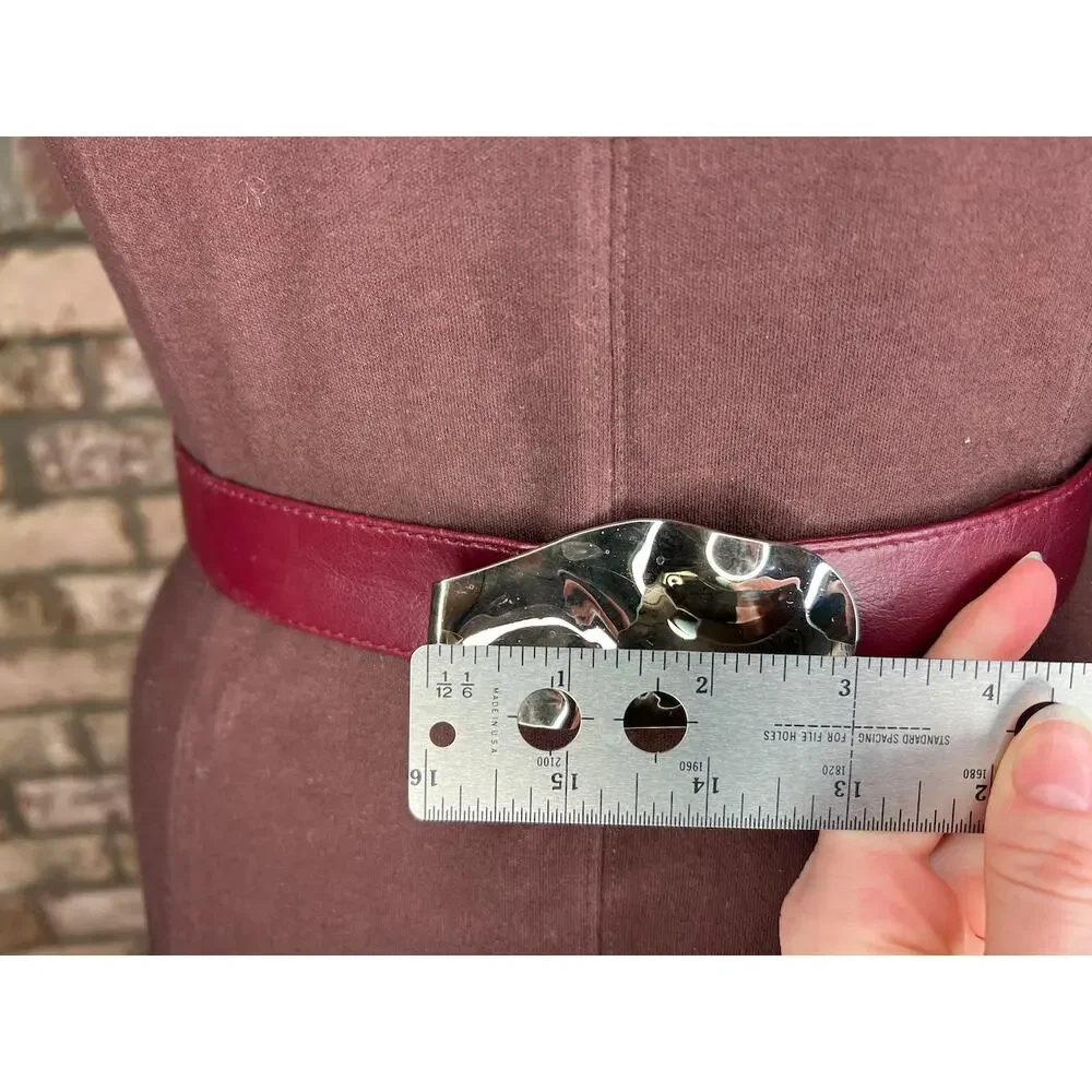belt oval rippled buckle maroon burgundy wine silver vintage